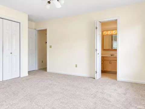 Bedroom - 3592 Manor Dr, Jasper, IN 47546 photo 5 of 5