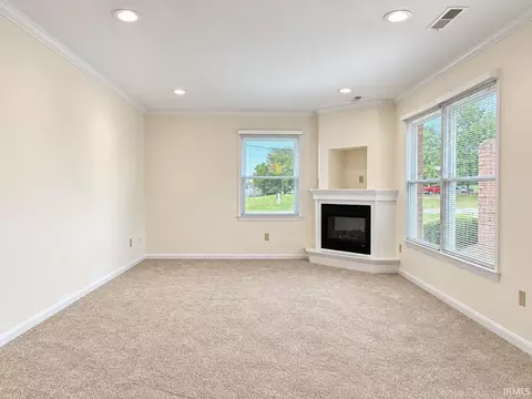 Living - 3592 Manor Dr, Jasper, IN 47546 photo 2 of 7