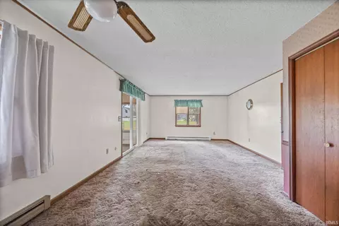Living - 7403 E 325 S, Bringhurst, IN 46913 photo 4 of 7