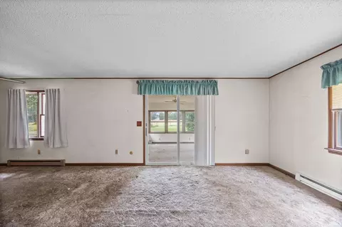 Living - 7403 E 325 S, Bringhurst, IN 46913 photo 6 of 7