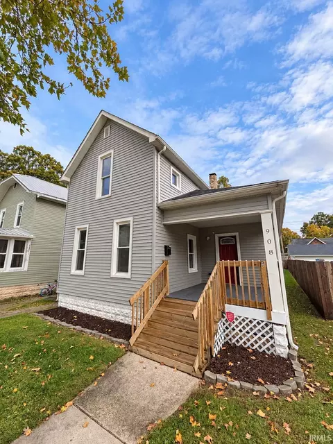 908 Cedar St, Elkhart, IN 46514