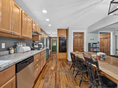 Kitchen - 5953 S 525 E, Wabash, IN 46992 photo 4 of 5