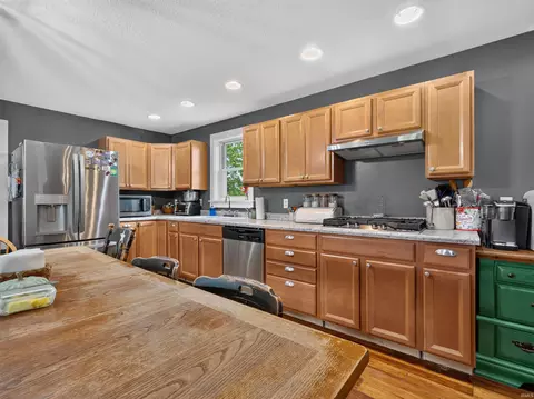 Kitchen - 5953 S 525 E, Wabash, IN 46992 photo 2 of 5