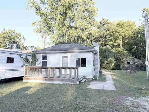 73507360 N Elm St, Walkerton, IN 46574