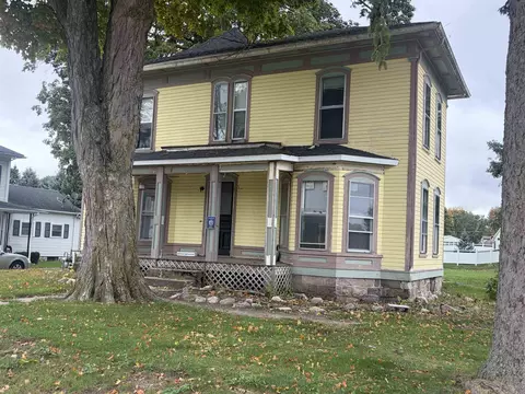Exterior - 612 Hawpatch St, Lagrange, IN 46761 photo 1 of 3