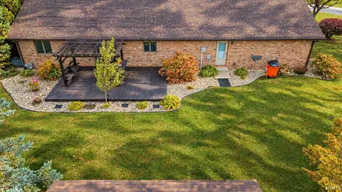 Exterior - 522 Nancy Dr, Sweetser, IN 46987 photo 3 of 9
