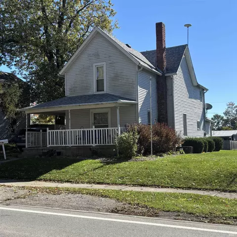 716 E Main St, Albion, IN 46701
