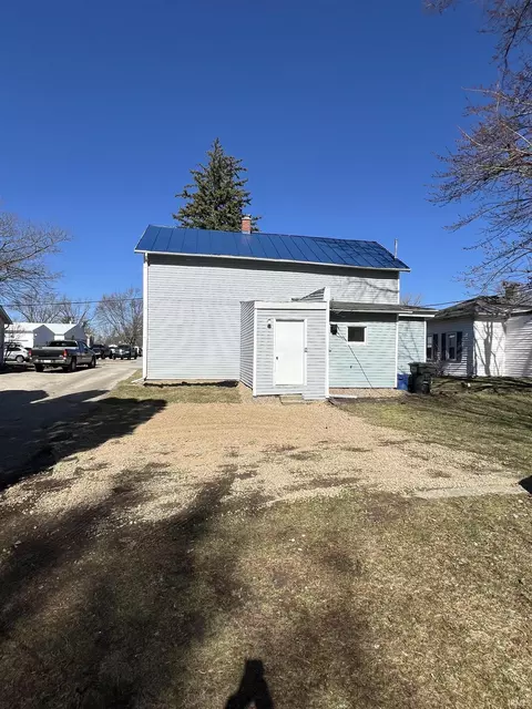 410 Chicago St, Columbia City, IN 46725