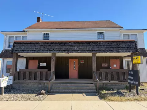 218 S 3rd St, Elkhart, IN 46516
