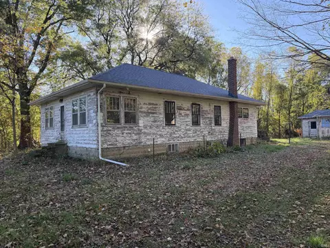 18573 Lincoln Hwy, Plymouth, IN 46563