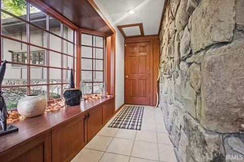 Entry Way - 1016 E Maxwell Ln, Bloomington, IN 47401 photo 1 of 6