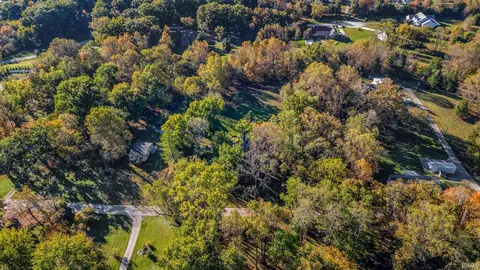 View/Area - 925 W Cedar Bluff Rd, Bloomington, IN 47403 photo 4 of 11