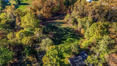 View/Area - 925 W Cedar Bluff Rd, Bloomington, IN 47403 photo 7 of 11