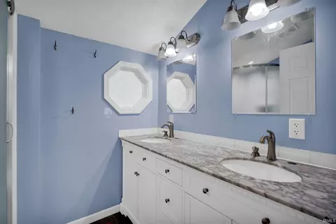Bath - 925 W Cedar Bluff Rd, Bloomington, IN 47403 photo 1 of 3