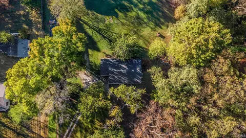 View/Area - 925 W Cedar Bluff Rd, Bloomington, IN 47403 photo 6 of 11
