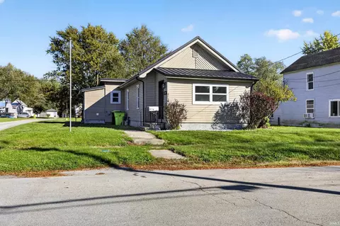 473 Swan St, Huntington, IN 46750