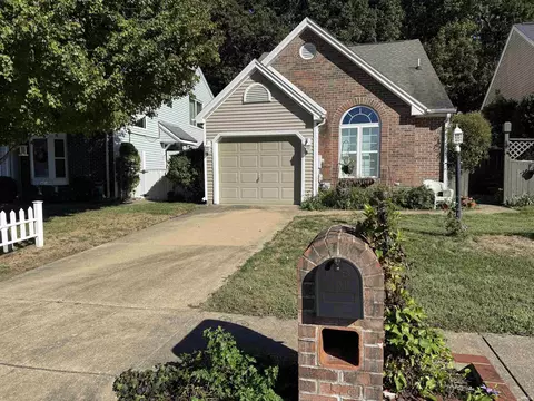 3936 Seasons Pointe Pointe, Evansville, IN 47715