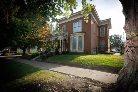 201 S Brady St, Attica, IN 47918