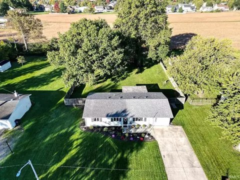 6025 Revere Pl, Fort Wayne, IN 46835