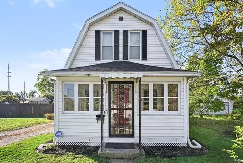 423 Fairmount Ave, Mishawaka, IN 46545