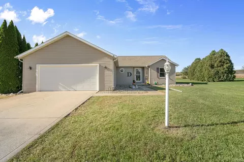 18151 Dundee St, Goshen, IN 46528