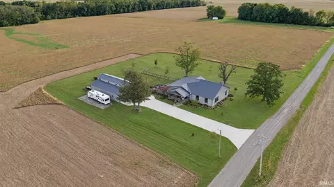 6607 E Red Rd, Vincennes, IN 47591