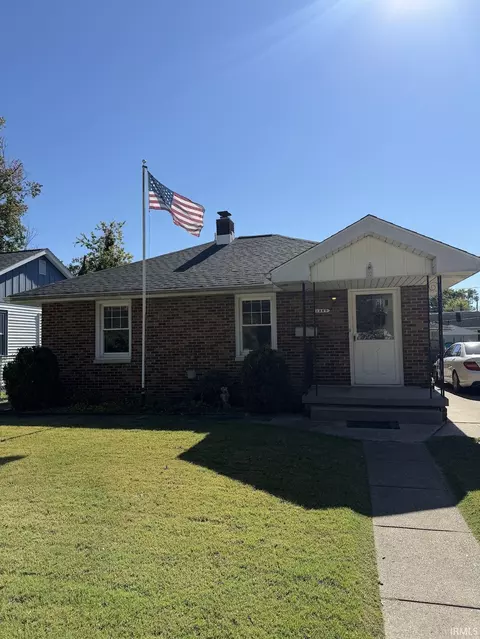1567 Herndon Dr, Evansville, IN 47711
