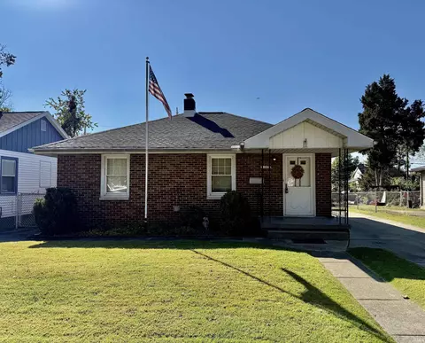 1567 Herndon Dr, Evansville, IN 47711