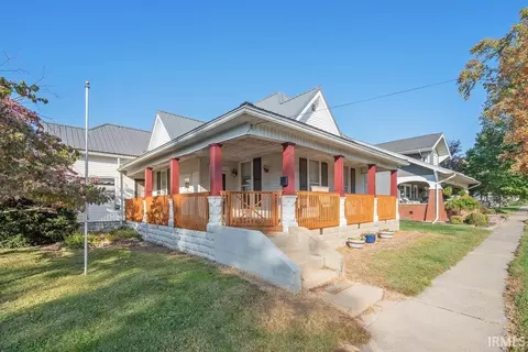 Exterior - 304 E Main St, Flora, IN 46929 photo 3 of 10