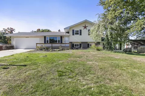 53157 Brookfield Dr, Elkhart, IN 46514