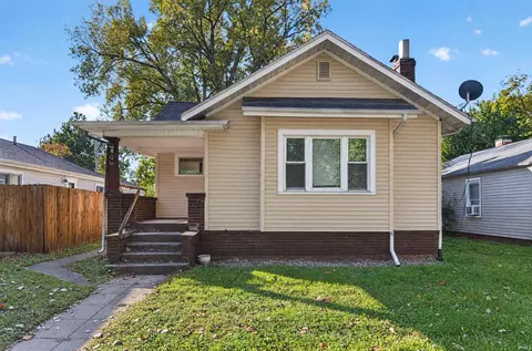 1106 Roosevelt St, South Bend, IN 46616