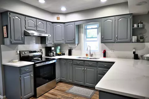 Kitchen - 1635 Justin St, Jasper, IN 47546 photo 1 of 2