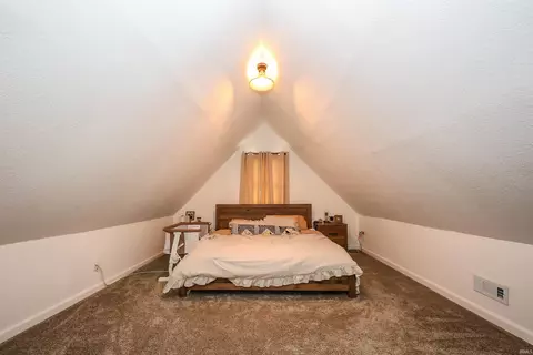 Bedroom - 706 S Wayne St, Hamilton, IN 46742 photo 2 of 3
