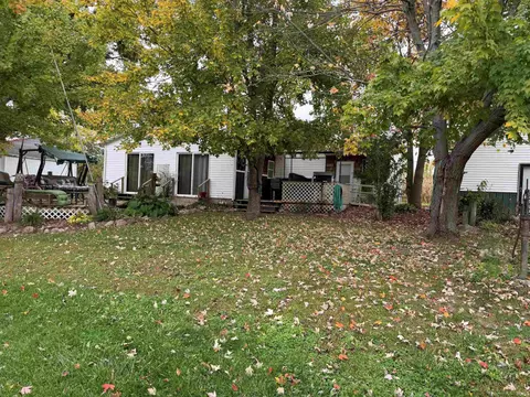 3368 W Hill Dr, Columbia City, IN 46725