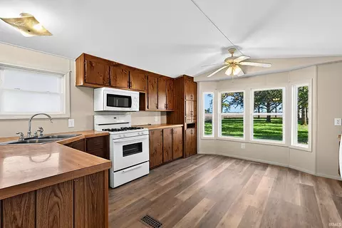7190 E 500 N St, Windfall, IN 46076 photo 13