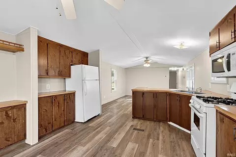 7190 E 500 N St, Windfall, IN 46076 photo 15