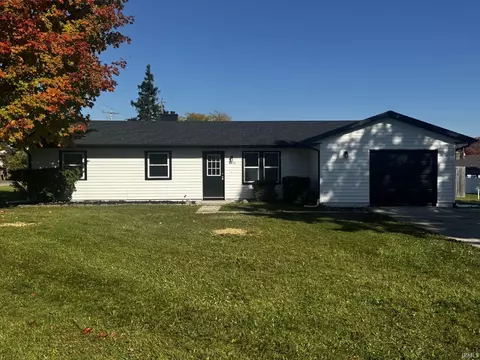 4805 Greenfield Dr, Fort Wayne, IN 46835