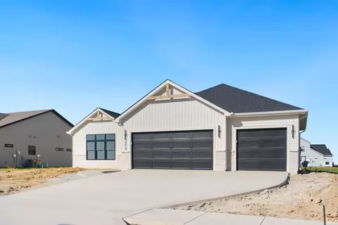 4824 Silverstone Psge, Fort Wayne, IN 46818
