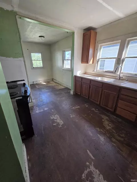 Kitchen - 1316 E Main St, Muncie, IN 47305 photo 1 of 1