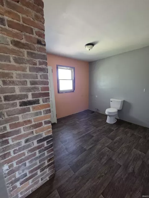 Bath - 1316 E Main St, Muncie, IN 47305 photo 1 of 2