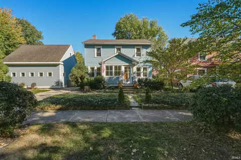 2326 Eastbrook Dr, Fort Wayne, IN 46805