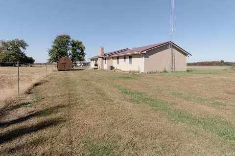 Exterior - 8287 E Bethel Ln, Calhoun, IL 62419 photo 11 of 13