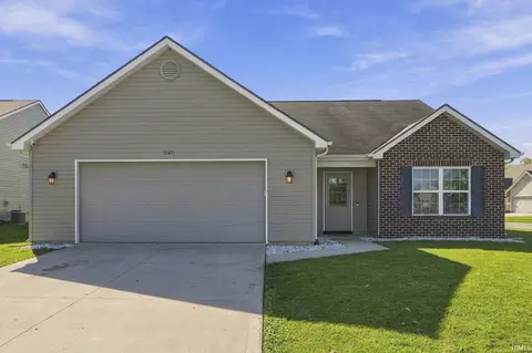12431 Hummingbird Cv, Fort Wayne, IN 46845