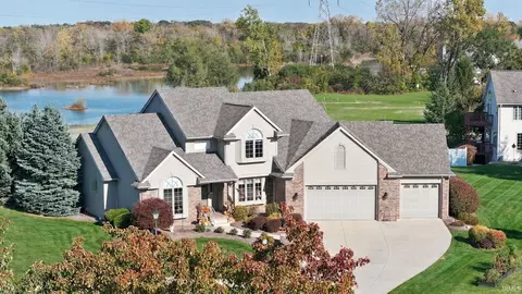 6325 Rock Bluff Ct, Fort Wayne, IN 46819