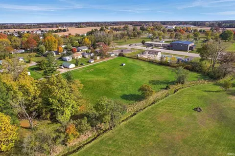 Auburn Street, Dunkirk, IN 47336 | MLS# 202644431 | 12 Photos - Movoto