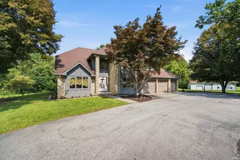 3012 N Hamilton Rd, Frankfort, IN 46041