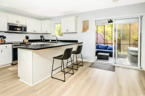Kitchen - 4504 E Compton Blvd, Bloomington, IN 47401 photo 2 of 5