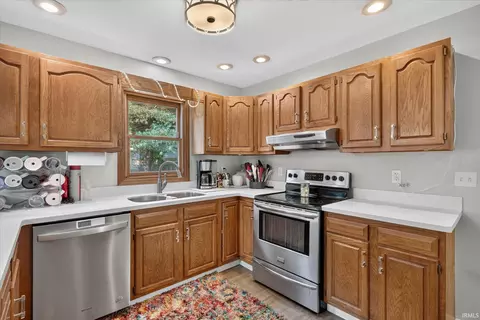 Kitchen - 50945 Pine Meadows Dr, Granger, IN 46530 photo 3 of 3