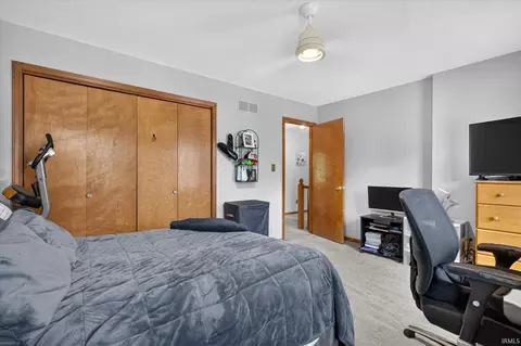 Bedroom - 50945 Pine Meadows Dr, Granger, IN 46530 photo 2 of 7