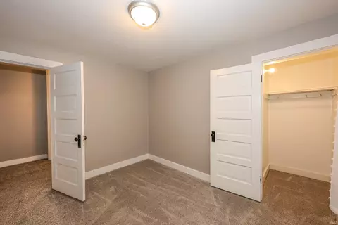 Bedroom - 1309 Home Ave, Fort Wayne, IN 46807 photo 8 of 13
